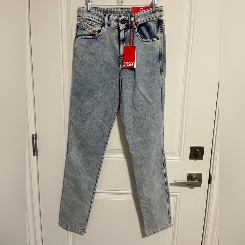 NWT - Diesel 1994 Straight Fit High Waist Washed Jeans - W28 L32